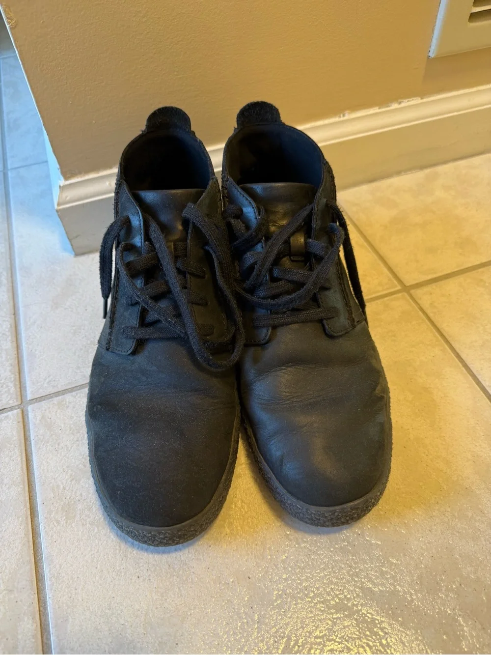 Clarks Black Leather Chukka Boots - Minimal Lace-Up